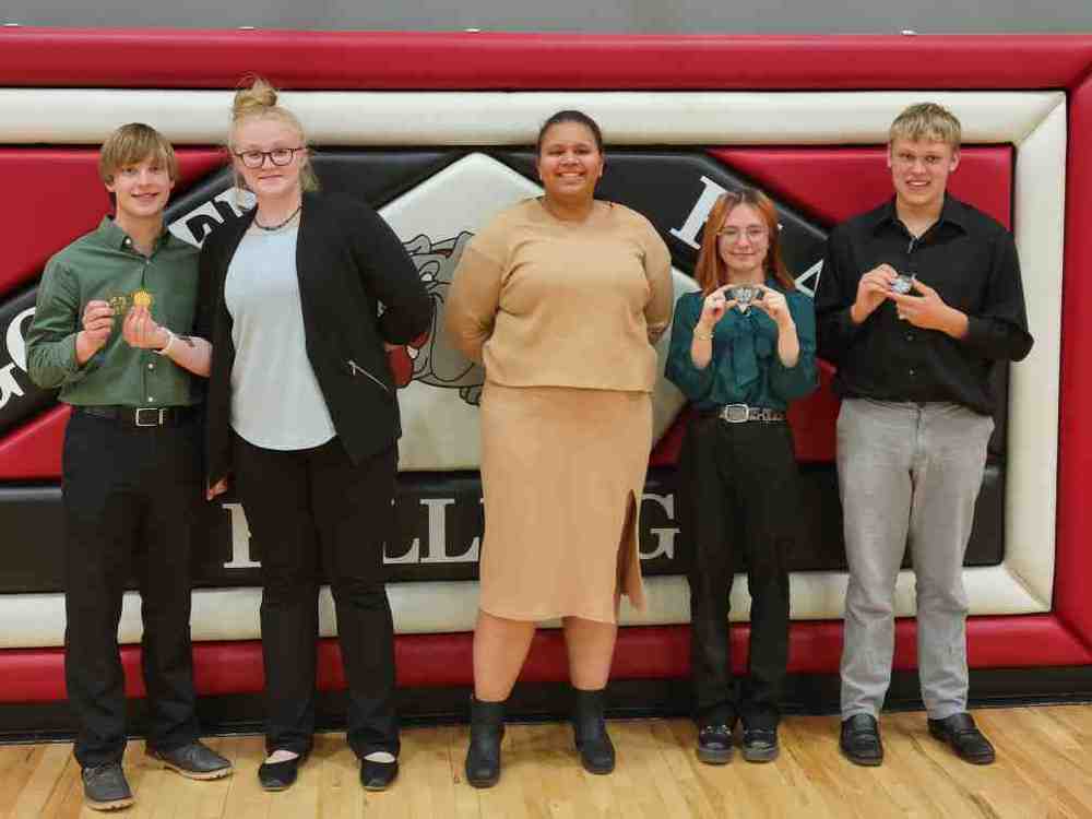 IDA teams qualify for STATE